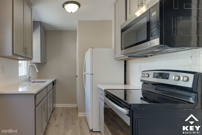 Foto del edificio - 4 br, 1 bath House - 1222 E Del Mar St