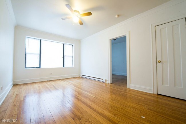 Building Photo - 3 br, 1 bath Apartment - 8109 S Ashland Ave