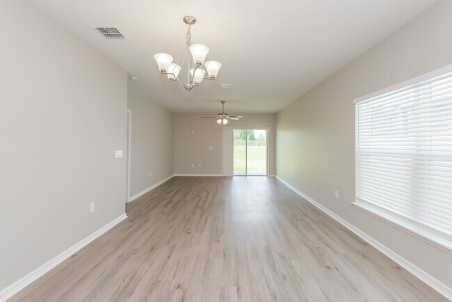 Building Photo - 11305 Hudson Hills Ln