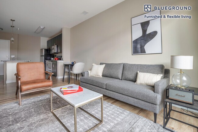 Foto del edificio - 360 H St NE