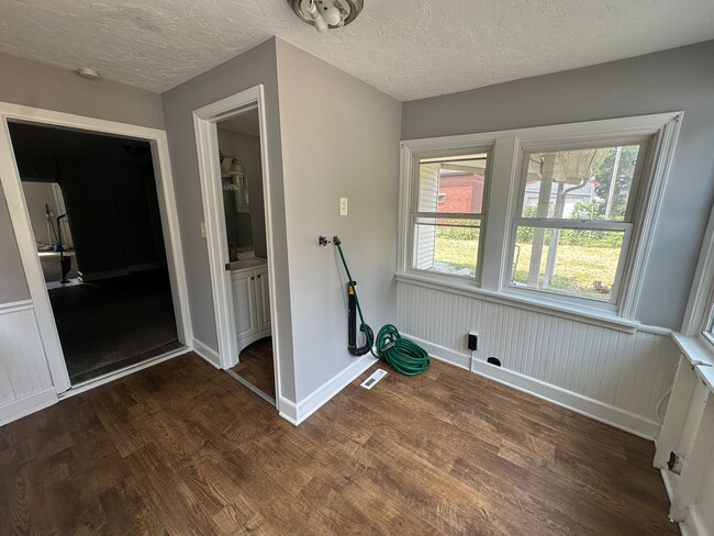 Sunroom - 21 Girard Ave