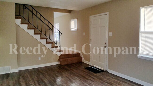 Foto del edificio - 5194 Colewood Ave