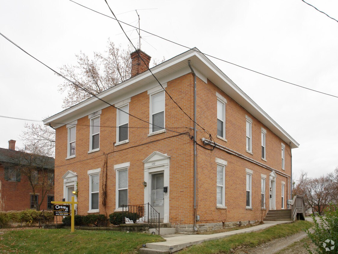 160 E Central Ave, Delaware, OH 43015 Apartments in Delaware, OH