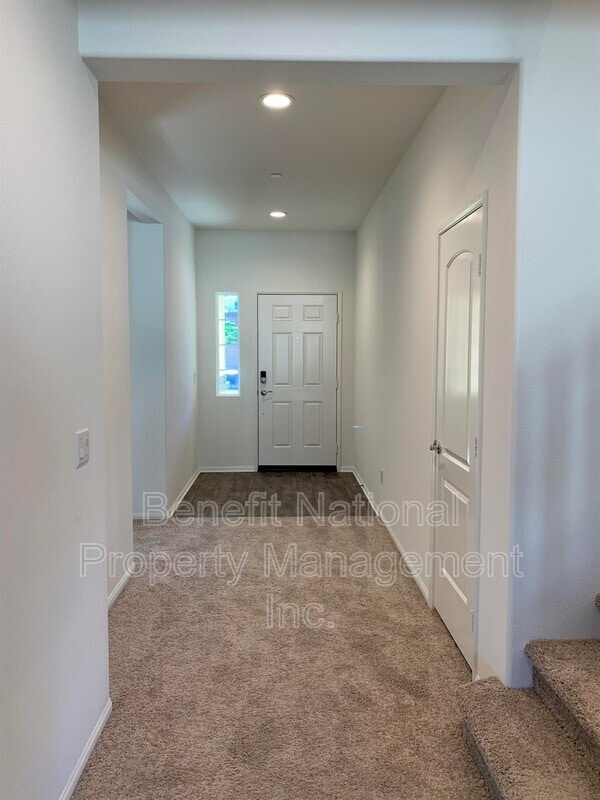 Building Photo - 30850 Pony Express Dr