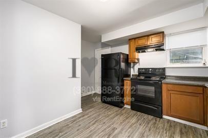 Foto del edificio - 264 Powell Cir