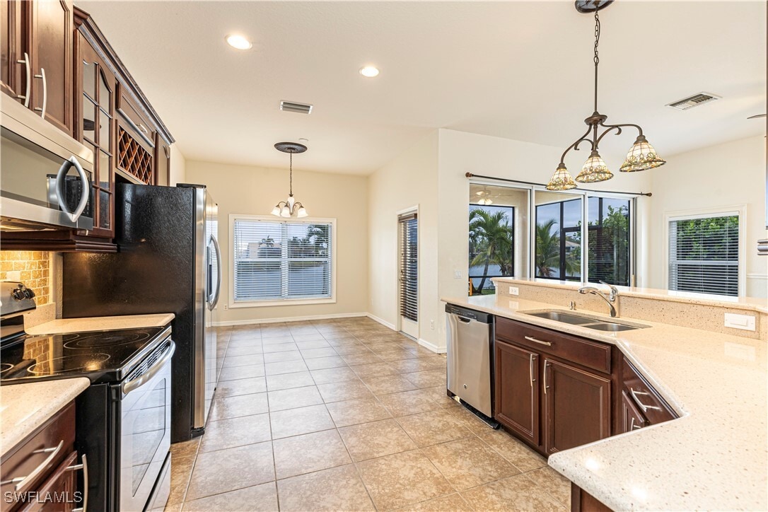 Building Photo - 2828 Inlet Cove Ln W