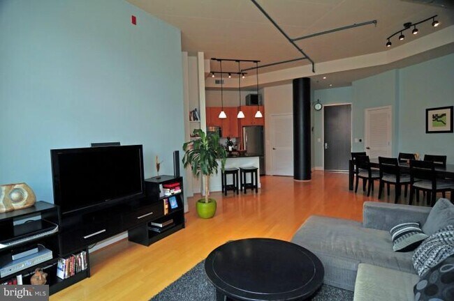 Foto del edificio - 520 John Carlyle St