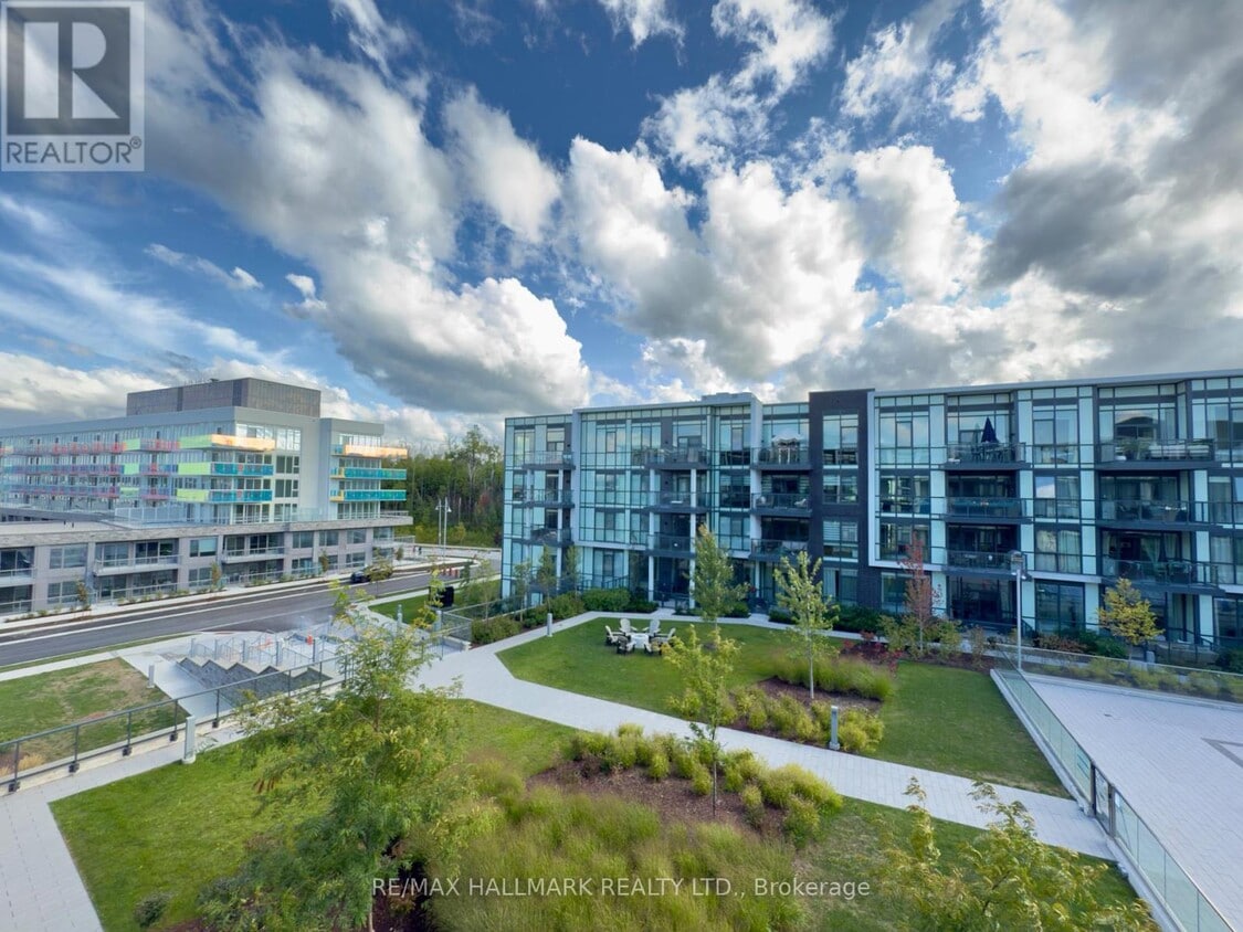 Primary Photo - 415 Sea Ray Ave