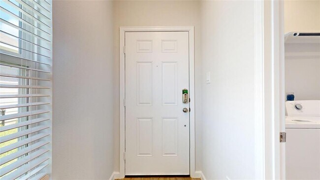 Foto del edificio - 11633 Whirlaway Dr