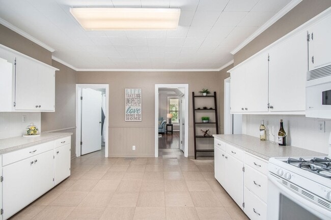 Foto del edificio - Adorable Millard Home