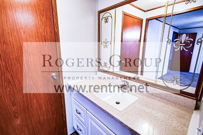 Foto del edificio - 104 Big Buck Rd
