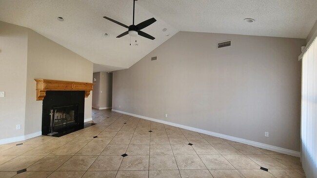 Foto del edificio - 10110 W Windsor Blvd
