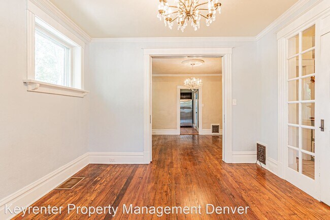 Foto del edificio - 3 br, 2 bath House - 2469 Lowell Blvd