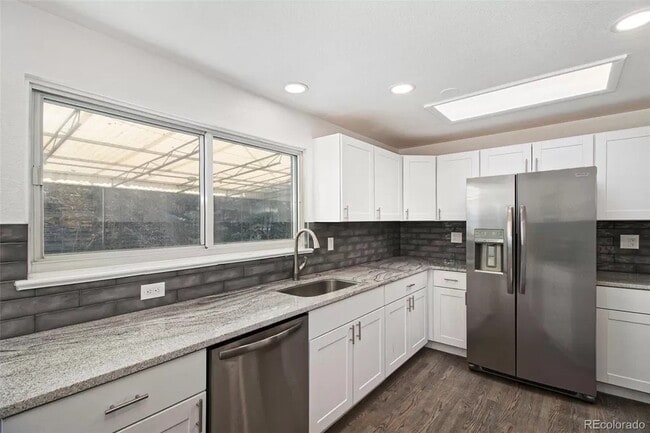 Foto del edificio - 14198 E 27th Ave