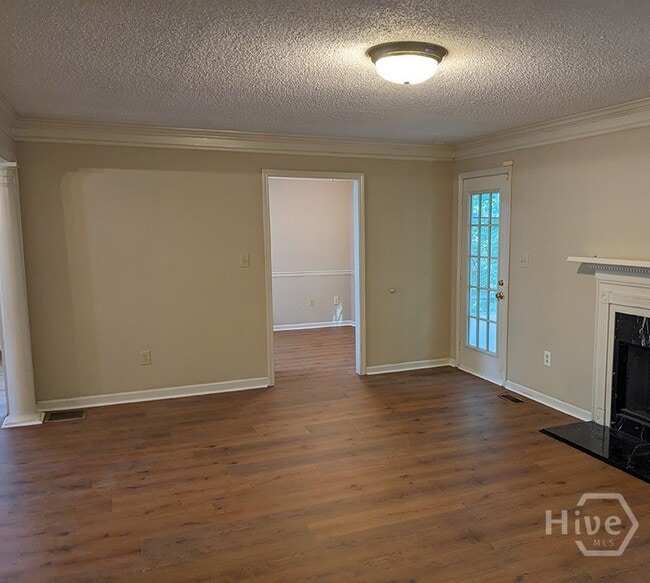 Building Photo - 170 Woodhaven Ridge