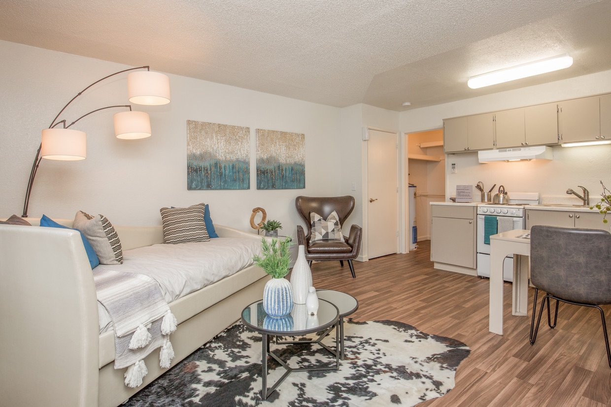 Studio - Standard Raintree