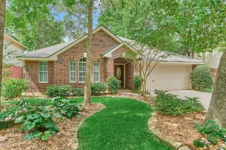 Building Photo - 27 E Russet Grove Cir