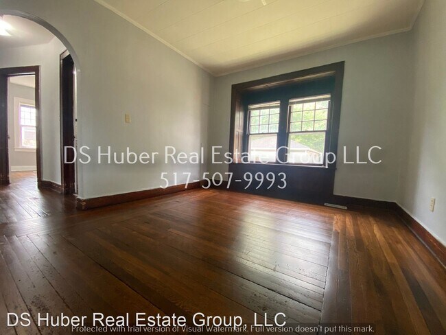 Building Photo - 3 br, 1 bath House - 616 W Mt. Hope