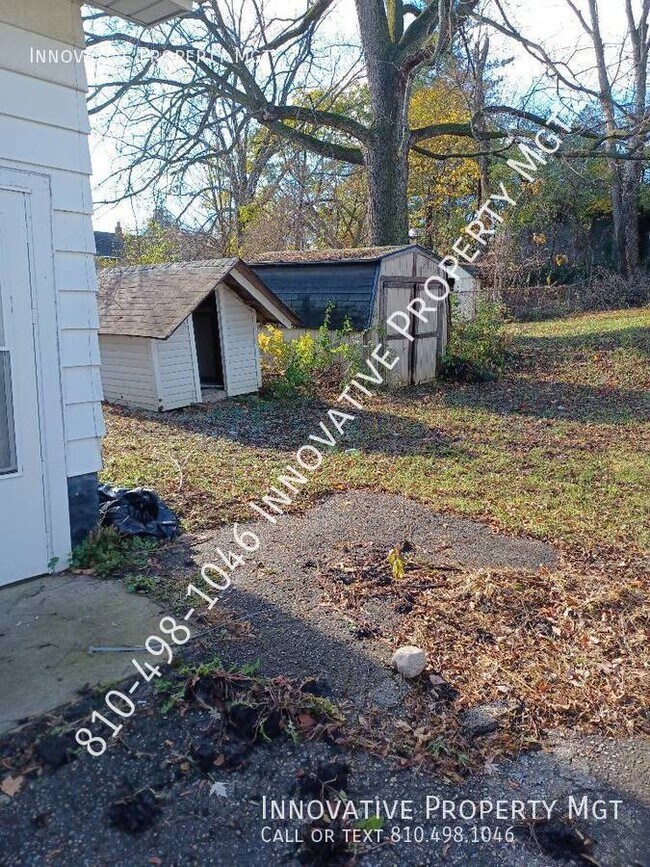 Foto del edificio - Quaint 2 bedroom 1 bath home tucked away o...