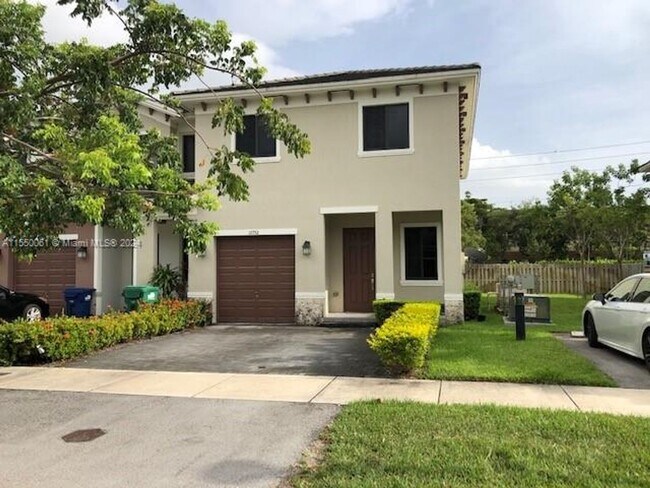 Foto del edificio - 12752 SW 131st Terrace 12752, Miami, FL 33186