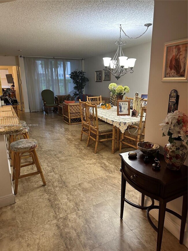 Foto del edificio - 9744 NW 46th Terrace