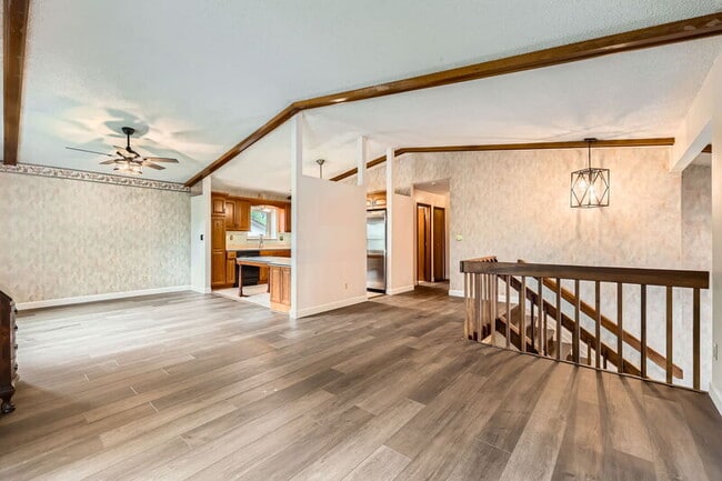 Foto del edificio - 7649 Safari Cir