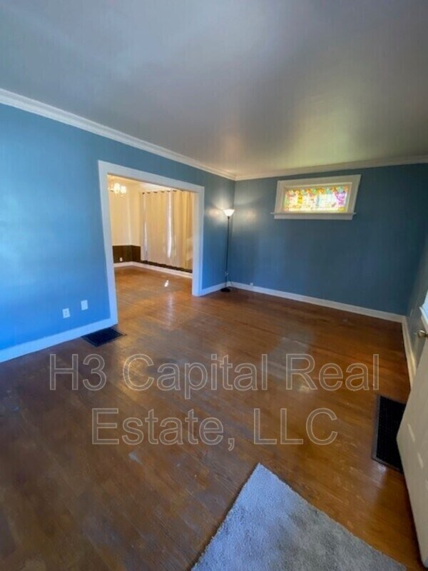 Foto del edificio - 2424 Benton St