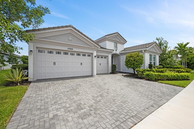 Building Photo - 15934 Whippoorwill Cir