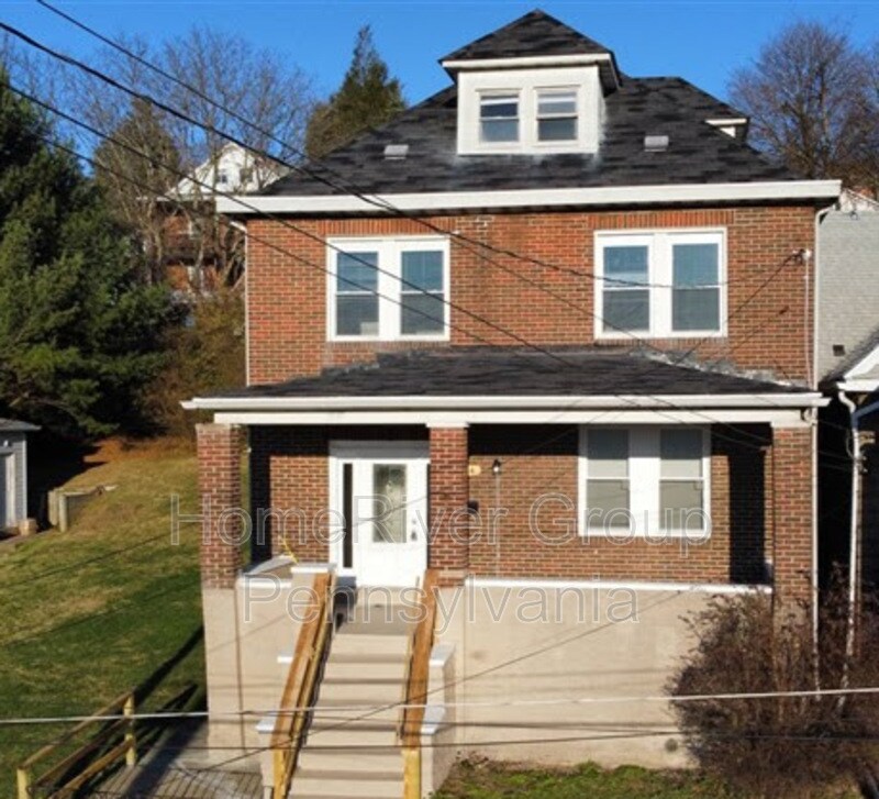 414 Pine St, Ambridge, PA 15003 House Rental in Ambridge, PA