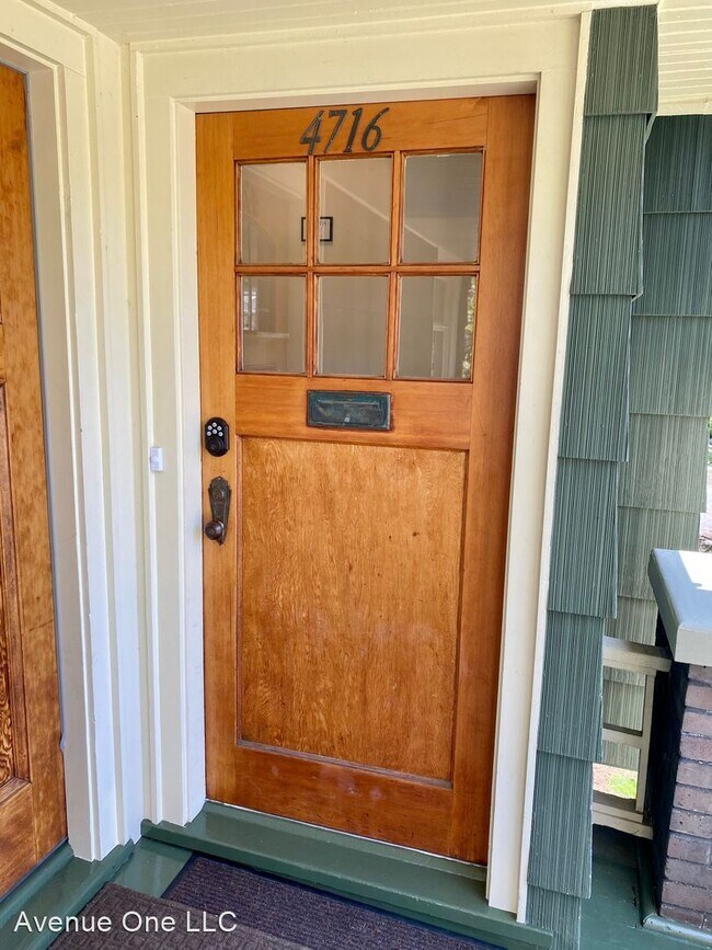 Building Photo - 2 br, 1 bath House - 4716 Linden Ave N
