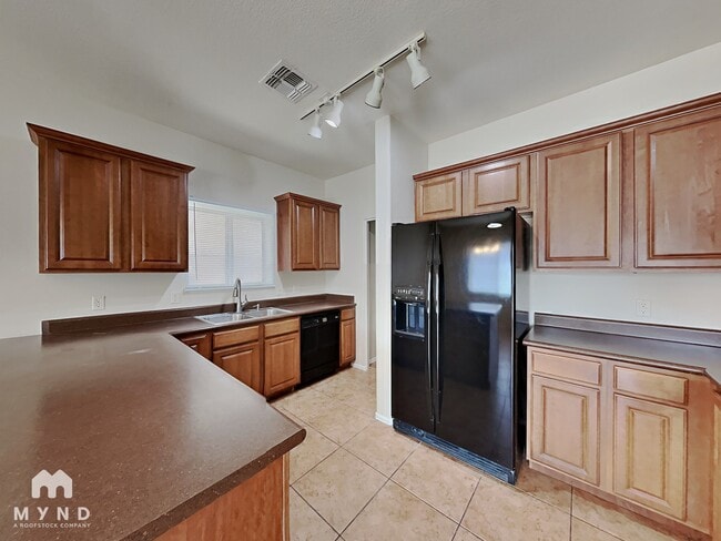 Building Photo - 8357 S Gupta Dr