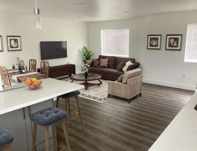 Building Photo - 1033 S Montebello Blvd