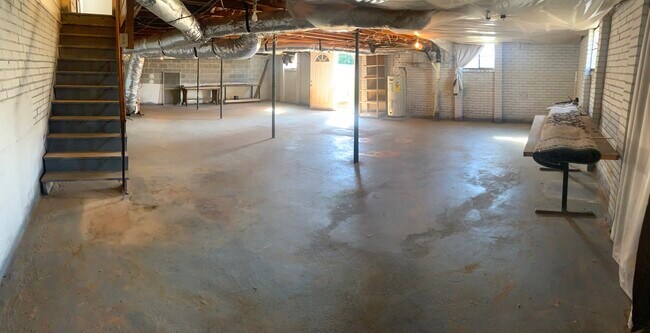 Building Photo - 138 Duff Dr