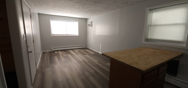 Building Photo - 510 S Clayton St