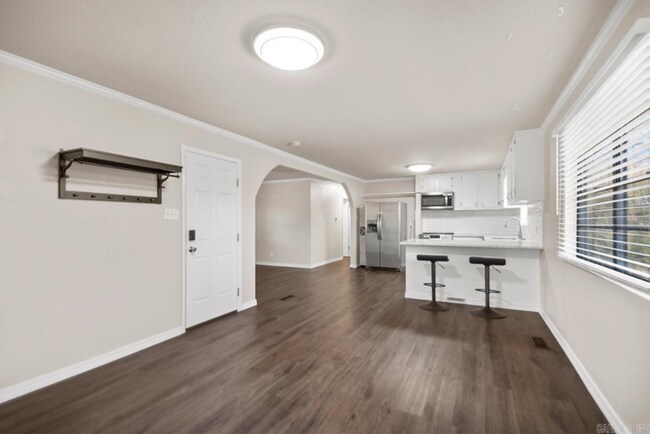 Foto del edificio - New Listing!