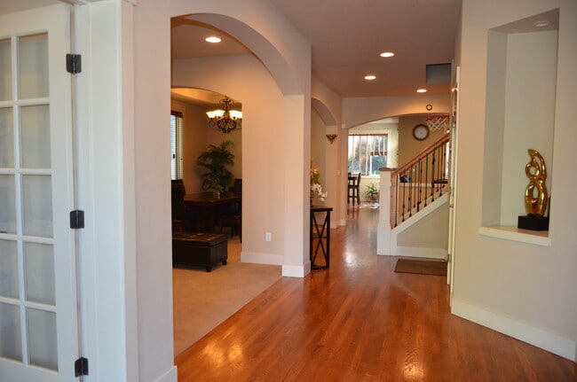 Foto del edificio - 11031 Muirwood Way NE