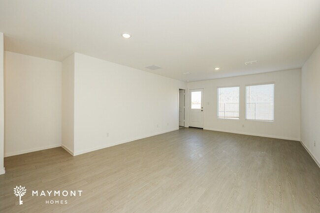 Building Photo - 3036 Burmese St