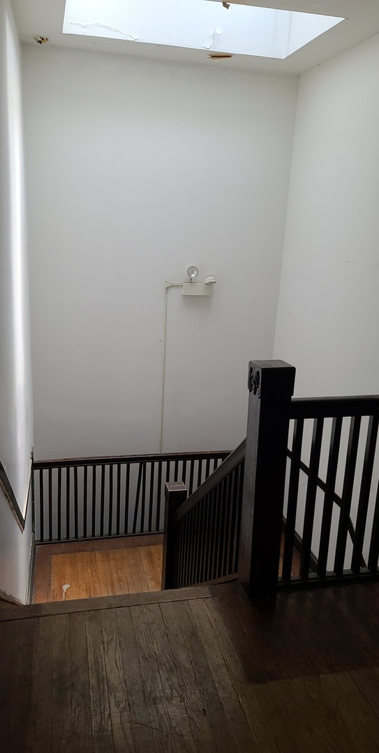 Foto del edificio - 4719 N Lawndale Ave