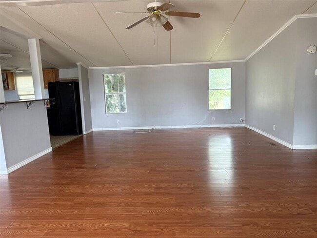 Building Photo - 1110 Grandview Dr