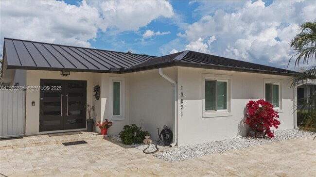 Building Photo - 13821 SW 14th St