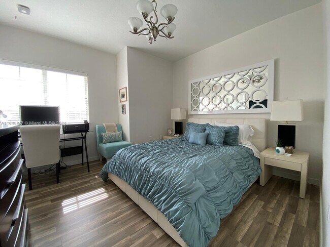 Foto del edificio - 8775 SW 221st Terrace