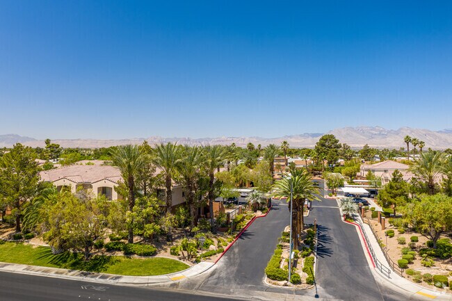 Entrada - Vintage Desert Rose Senior Apartments | Affordable Apartments 55+