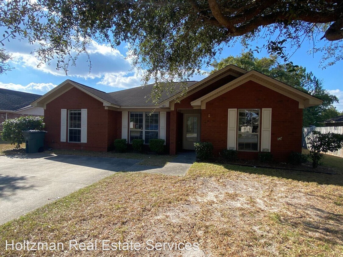 Foto principal - 3 br, 2 bath House - 121 Wayfair Lane
