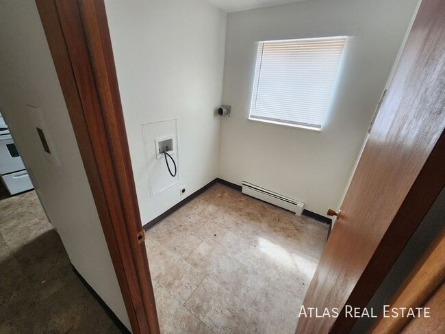 Building Photo - 851 30th Ave Ct