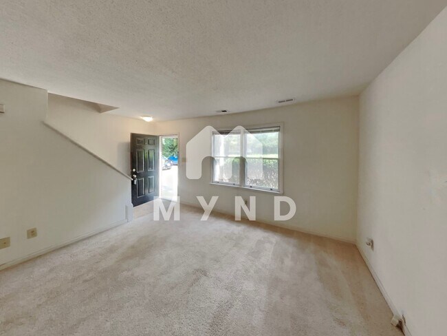 Foto del edificio - 8715 Chapel Hill Rd