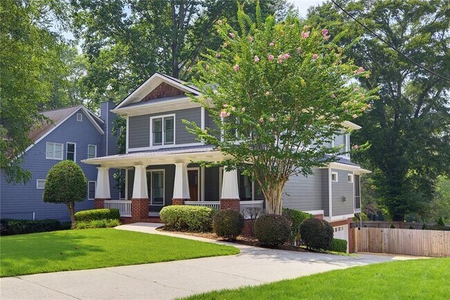Foto del edificio - 1452 Woodland Hills Dr NE