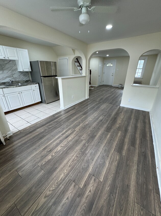 Foto principal - 7101 Radbourne Rd