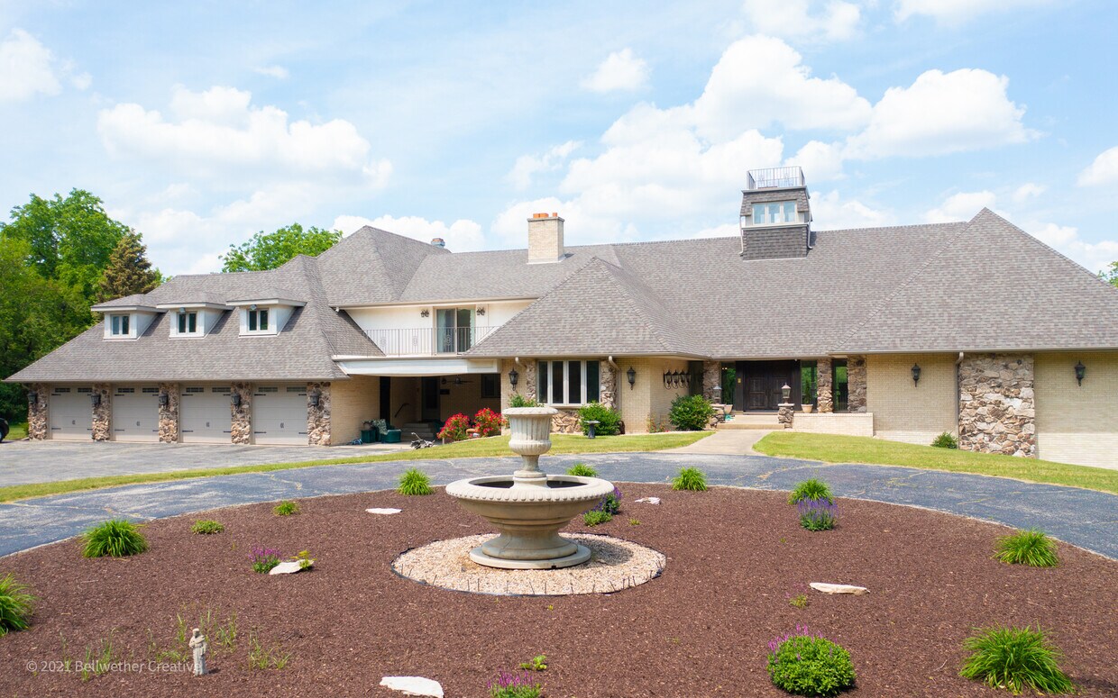 Foto principal - 4011 Valley View Rd
