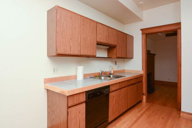 Foto del edificio - 4060 N Sheridan Rd