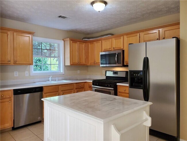 Foto del edificio - 3419 Cast Palm Dr